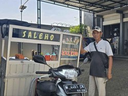 Cerita Pedagang Bakso Andalkan JKN untuk Pengobatan Mata Anaknya