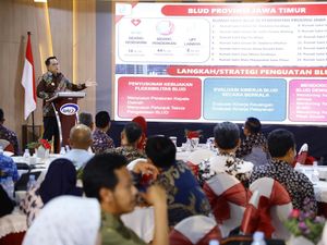 Pj Gubernur Jatim Dorong Optimalisasi BUMD dan BLUD Kesehatan Pj Gubernur Jatim Dorong Optimalisasi BUMD dan BLUD Kesehatan