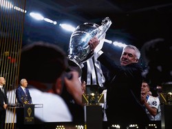 Ancelotti Jadi Pelatih Terbaik 2024, Dapat Johan Cruyff Trophy