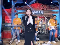 Trending! Ini Lirik Lagu Sekti yang Dinyanyikan Difarina Indra Adella