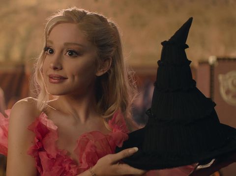 Ariana Grande sebagai Galinda Upland dalam film Wicked Part One (2024). (Universal Pictures via IMDb)