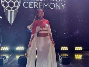 Foto: Gaya Seksi 6 WAGs di Pesta Ballon dOr, Istri Drogba Pamer Perut Foto: Gaya Seksi 6 WAGs di Pesta Ballon dOr, Istri Drogba Pamer Perut