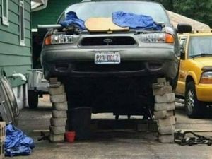 6 Cara Absurd untuk Hadapi Sejumlah Masalah Hidup