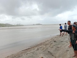 Warga Cianjur Tewas Usai Terseret Arus Saat Menjala Ikan