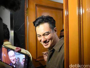 Penampakan Banjir Genangi Rumah Baim Wong saat Sahur Penampakan Banjir Genangi Rumah Baim Wong saat Sahur