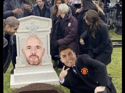 Satu lagi meme Ronaldo yang muncul usai Ten Hag dipecat MU. Foto: dok. Internet/X (Twitter)