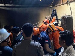 Pria di Bondowoso Tewas Tercebur Saat Kuras Sumur