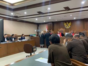 Hakim Tanya soal Bukti Baru saat Sidang PK Kedua Jessica Wongso Hakim Tanya soal Bukti Baru saat Sidang PK Kedua Jessica Wongso