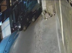 Pikap Vera yang Terparkir di Sisi Warung Raib Digondol Pria Jangkung