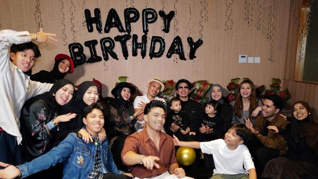 Ulang Tahun Anofial Asmid