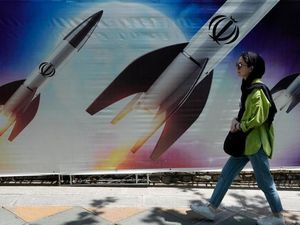 Warga Iran Ingin Trump Menang Pilpres AS, Kenapa?