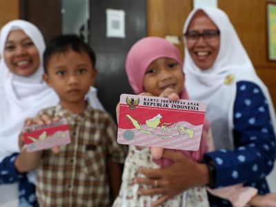 Anak-anak di Banda Aceh Sudah Punya Kartu Identitas