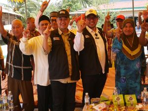 Nuryanto-Hardi Temui Warga Pulau Abang, Transportasi-Listrik Jadi Keluhan Nuryanto-Hardi Temui Warga Pulau Abang, Transportasi-Listrik Jadi Keluhan
