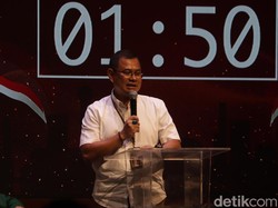 Atasi Sampah, Arfi Janjikan Insentif bagi Petugas Kebersihan