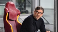 AS Roma kembali memecat pelatih pada musim ini. Ivan Juric yang menggantikan Daniele De Rossi diberhentikan setelah dua bulan memimpin Paulo Dybala dkk. Foto: REUTERS/Alberto Lingria