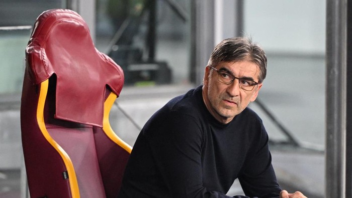 Soccer Football - Europa League - AS Roma v Dynamo Kyiv - Stadio Olimpico, Rome, Italy - October 24, 2024 AS Roma coach Ivan Juric before the match REUTERS/Alberto Lingria