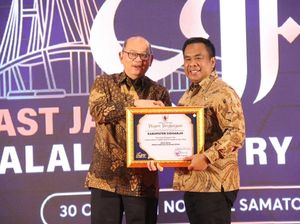 Kabupaten Sidoarjo Raih Penghargaan Capaian Sertifikat Terbanyak di Jatim Kabupaten Sidoarjo Raih Penghargaan Capaian Sertifikat Terbanyak di Jatim