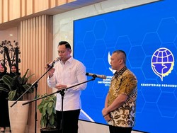 AHY Ungkap Alasan Prabowo Minta Menteri Pakai Mobil Dinas Maung