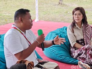 Di Depan Meutya Hafid, Guru di Pelosok RI Curhat Susah Sinyal