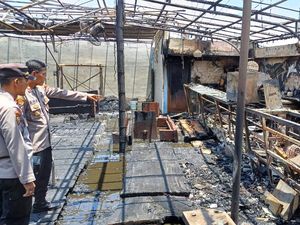 Kafe Over O Ungaran Ludes Terbakar, Diduga gegara Korsleting Audio