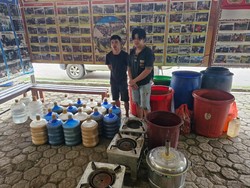 Polres Jayawijaya Razia Indekos Jelang Pikada, Sita 30 Galon Miras Lokal