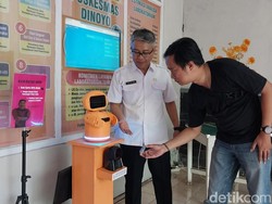 Pelayanan Puskesmas Dinoyo Kota Malang Kini Lebih Cepat Berkat Robot AI