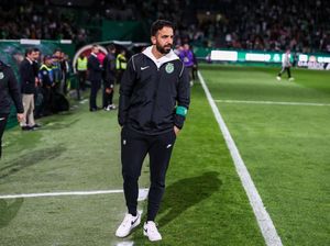 Video: Ruben Amorim Ogah Banyak Bicara Saat Dicecar Merapat ke MU