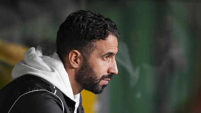 LISBON, PORTUGAL - OCTOBER 29: Sporting Head Coach Rúben Amorim prior to the match between Sporting CP and CD Nacional at Estádio José Alvalade on October 29, 2024 in Lisbon, Portugal. (Photo by Pedro Loureiro/Eurasia Sport Images/Getty Images)