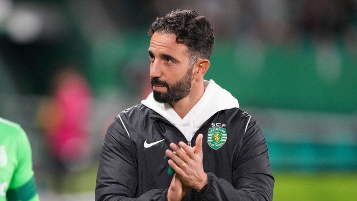 LISBON, PORTUGAL - OCTOBER 29: Sporting Head Coach Rúben Amorim prior to the match between Sporting CP and CD Nacional at Estádio José Alvalade on October 29, 2024 in Lisbon, Portugal. (Photo by Pedro Loureiro/Eurasia Sport Images/Getty Images)