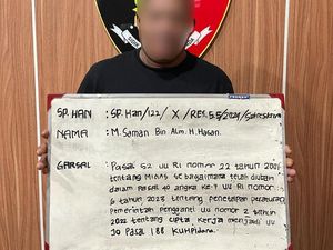 Polisi Tangkap Pemilik Sumur Minyak Ilegal yang Terbakar di Keluang Muba Polisi Tangkap Pemilik Sumur Minyak Ilegal yang Terbakar di Keluang Muba