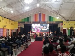 Adu Visi-Misi Empat Paslon pada Debat Pilbup Flores Timur