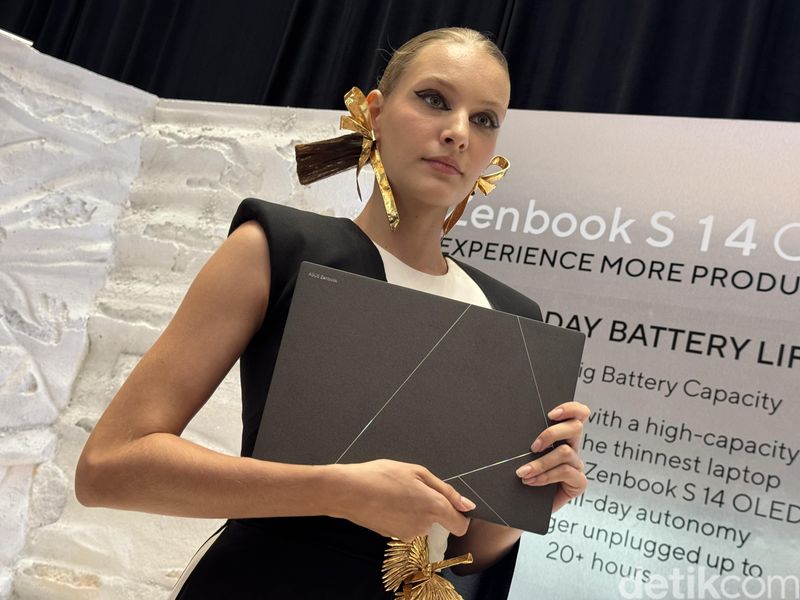 Asus Zenbook S 14 OLED