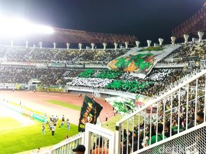 5 Klub dengan Rata-rata Penonton Terbanyak di Liga 1 5 Klub dengan Rata-rata Penonton Terbanyak di Liga 1