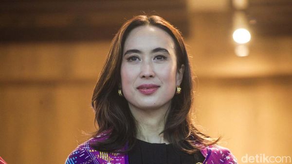 Gaya Menpar Widi Wardhana Jumpa Pers Kejuaraan Jetski