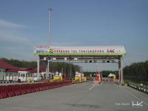 Volume Kendaraan di Ruas Tol JTTS di Sumut Naik Saat Arus Balik Nataru Volume Kendaraan di Ruas Tol JTTS di Sumut Naik Saat Arus Balik Nataru