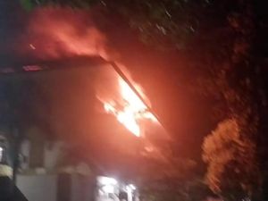 Kebakaran di Gedung Polda Gorontalo, Asap Hitam Tebal Membubung