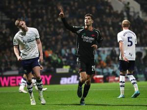 Preston North End Vs Arsenal: Meriam London Pesta 3-0