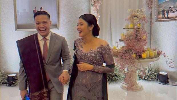 Naysila Mirdad dan Arfito Hutagalung