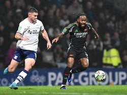 Gocekan Sterling Sudah Aduhai, Finishing-nya...