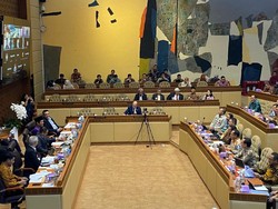 Komisi II DPR Sepakati Pelantikan Kepala Daerah Tak Sengketa MK 6 Februari
