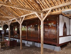 Intip Desain Rumah Adat Sunda di Kota Bekasi, Bentuk Panggung dari Kayu Nangka