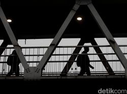 Kesenjangan di Balik Cuti Bersama