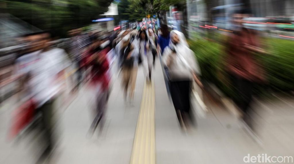 59 Ribu Orang Kena PHK hingga Oktober 2024 59 Ribu Orang Kena PHK hingga Oktober 2024