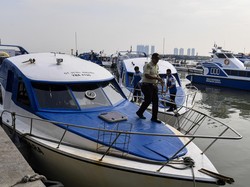 Layanan Kapal ke Kepulauan Seribu Dihentikan Sementara karena Cuaca Ekstrem