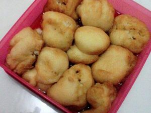 Batu Kumung, Jajanan Khas Sumbawa yang Manis dan Lezat Batu Kumung, Jajanan Khas Sumbawa yang Manis dan Lezat