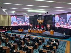 DPRD dan Pemprov DKI Jakarta Teken MoU KUA-PPAS APBD 2025 Rp 91,1 T