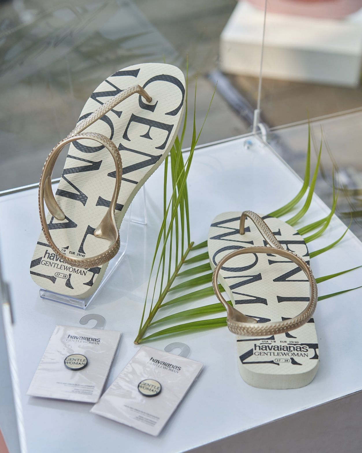 Kolaborasi Havaianas dan GENTLEWOMAN
