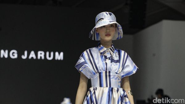 10 Koleksi Benang Jarum di JFW 2025, Busana Tabrak Motif Estetik