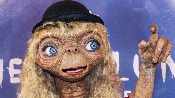 Foto Heidi Klum Jadi Alien, Transformasinya Spektakuler Sampai Tak Dikenali