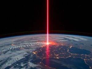 Bumi Terima Sinyal Komunikasi Asing, Bisa Temukan Alien?